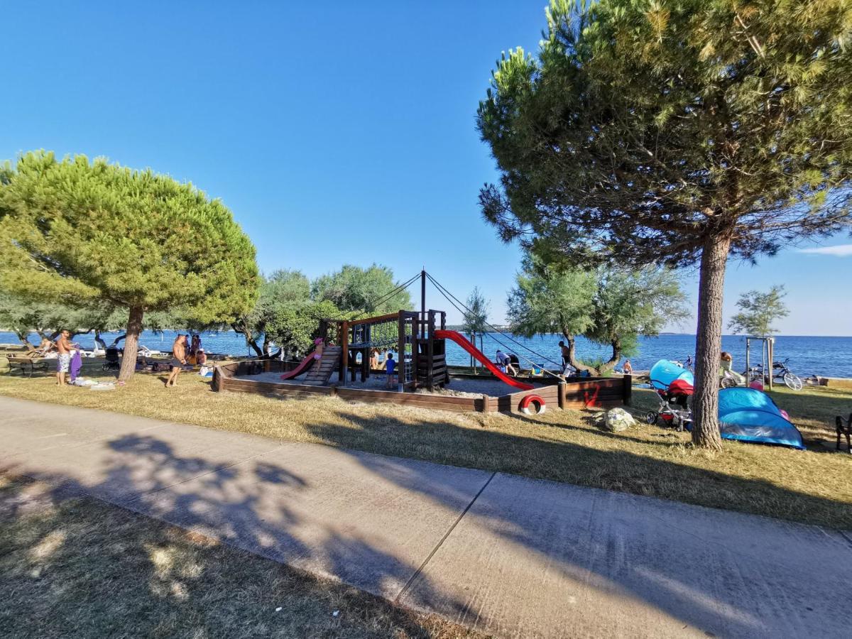 Aria Deluxe Superior 5 Star Apartment, Your Piece Of Heaven By The Sea & Park, With Sea & Park View Novigrad  ภายนอก รูปภาพ