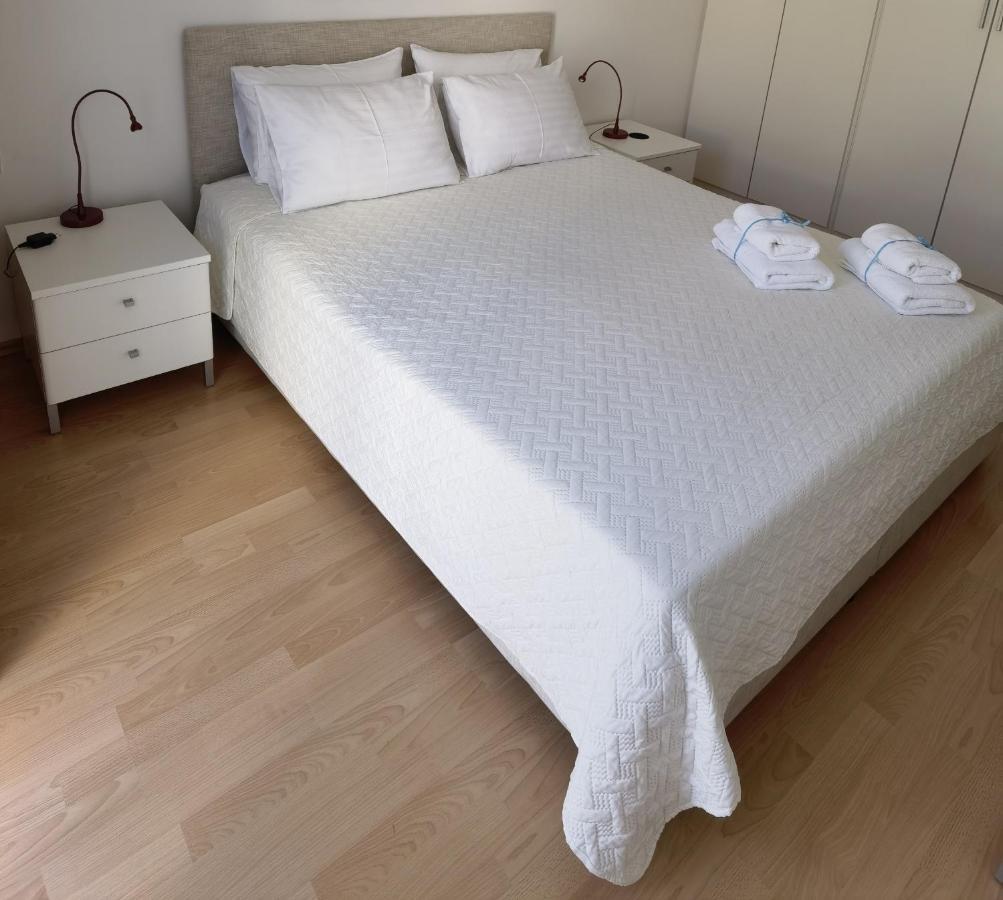 Aria Deluxe Superior 5 Star Apartment, Your Piece Of Heaven By The Sea & Park, With Sea & Park View Novigrad  ภายนอก รูปภาพ